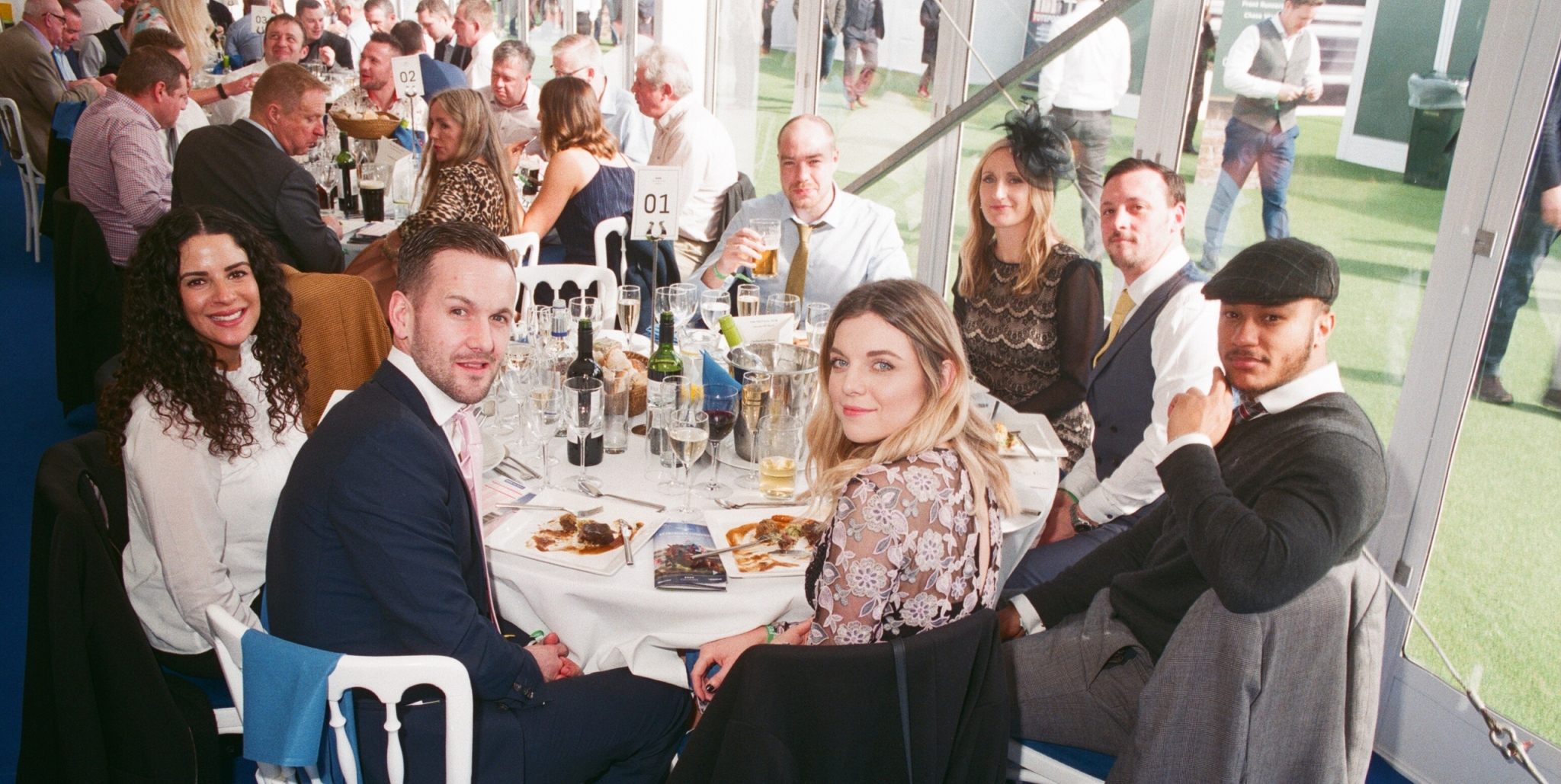 Guide to Cheltenham Festival Tickets - Cheltenham Racecourse