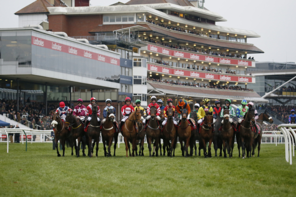 Coral Gold Cup Day 2023 - Newbury Racecourse - Silks Restaurant Hospitality - Horse Racing