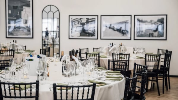 Royal Ascot Gallery Restaurant Hospitality