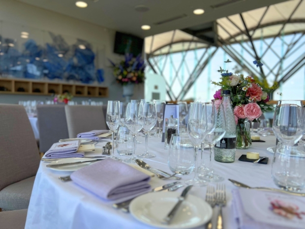 Royal Ascot Panoramic Restaurant Table View