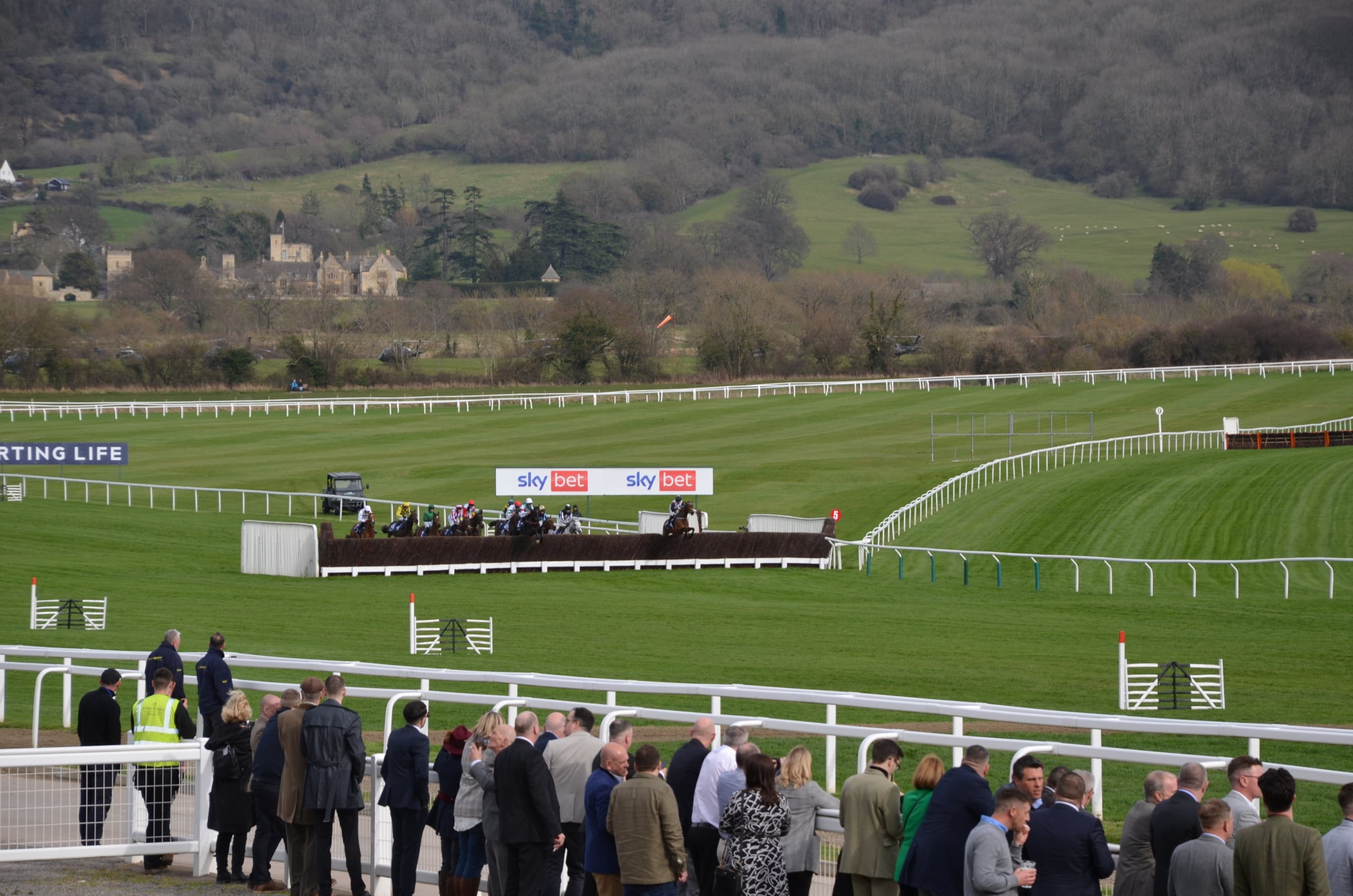 Cheltenham Racecourse 2022