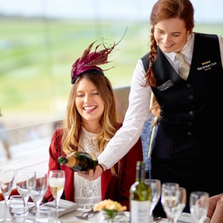 Bet365 Craven Meeting 2024 - Newmarket Racecourse - Champions Gallery Restaurant Hospitality