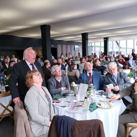 Horseshoe Pavilion – The November Meeting m- Cheltenham Racecourse Hospitality